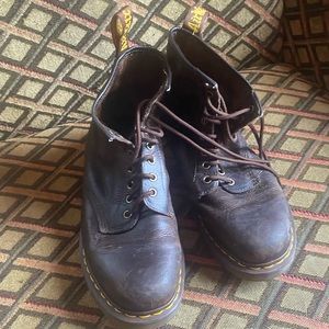 Men’s dr martens